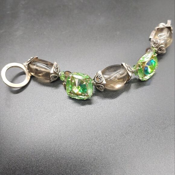 Silvertone glass bead bracelet GLOWS - Picture 1 of 6